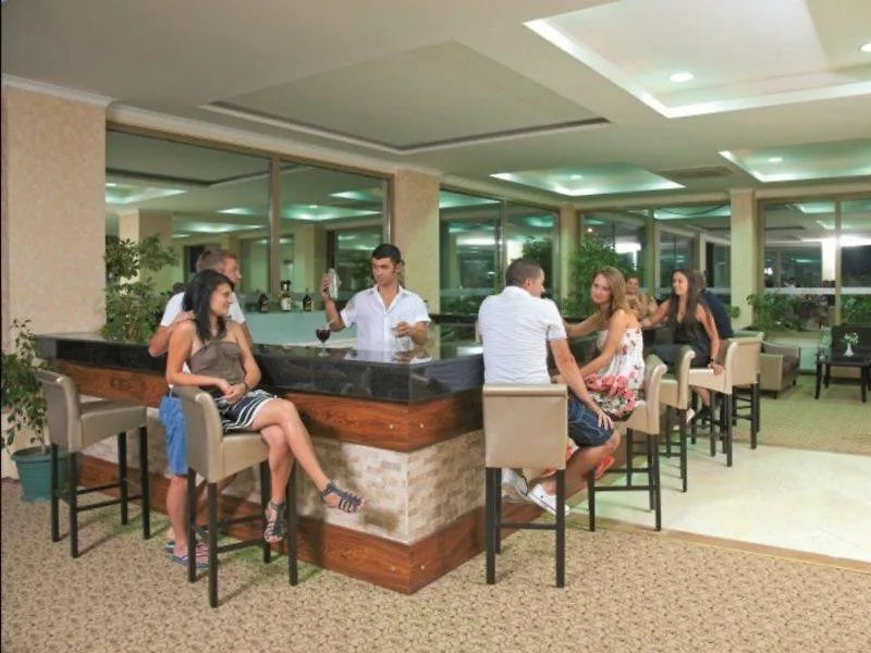 Hotel Akbulut & Spa Guzelcamlı
