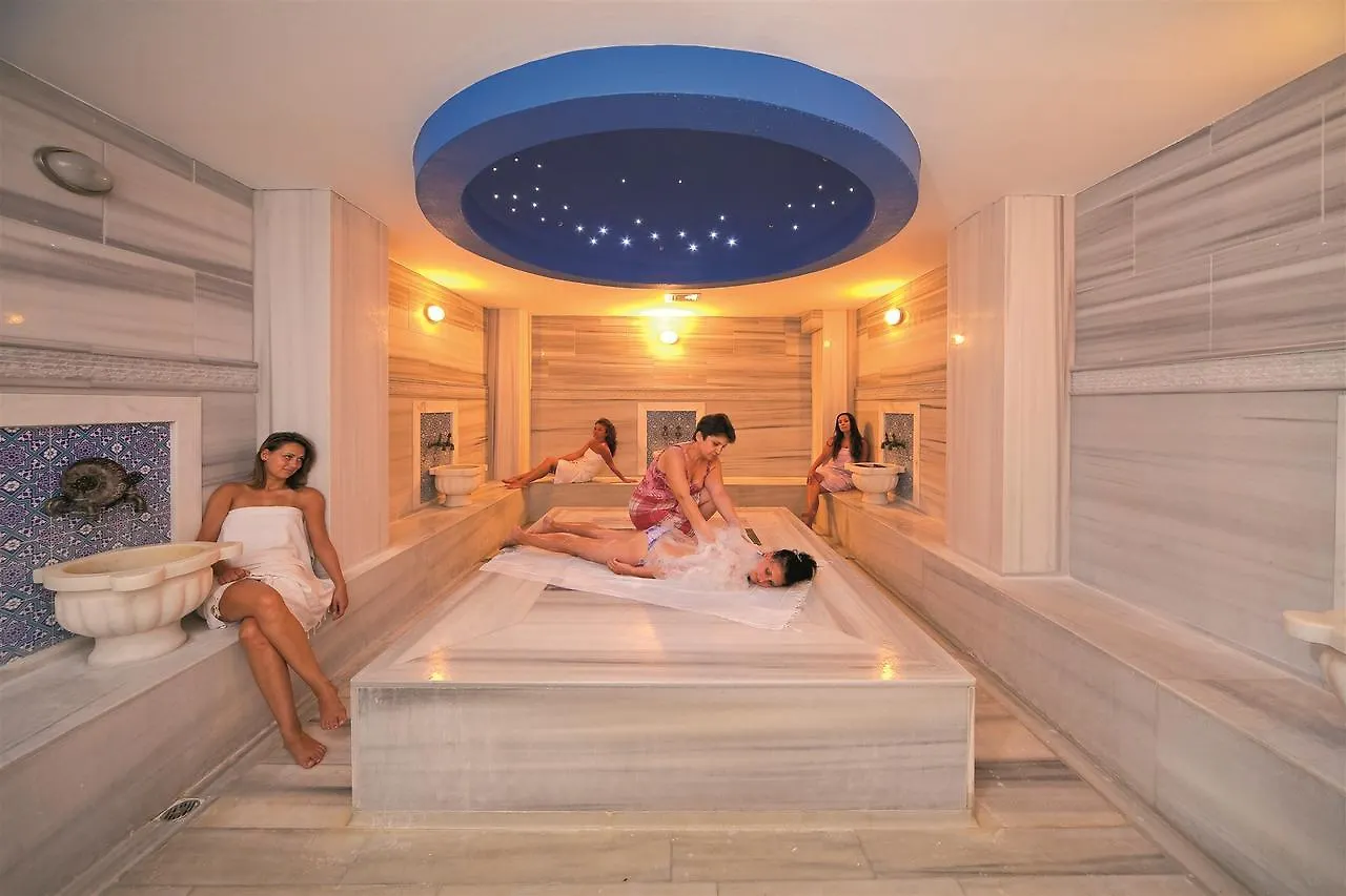 Hotel Akbulut & Spa Güzelçamlı Resort
